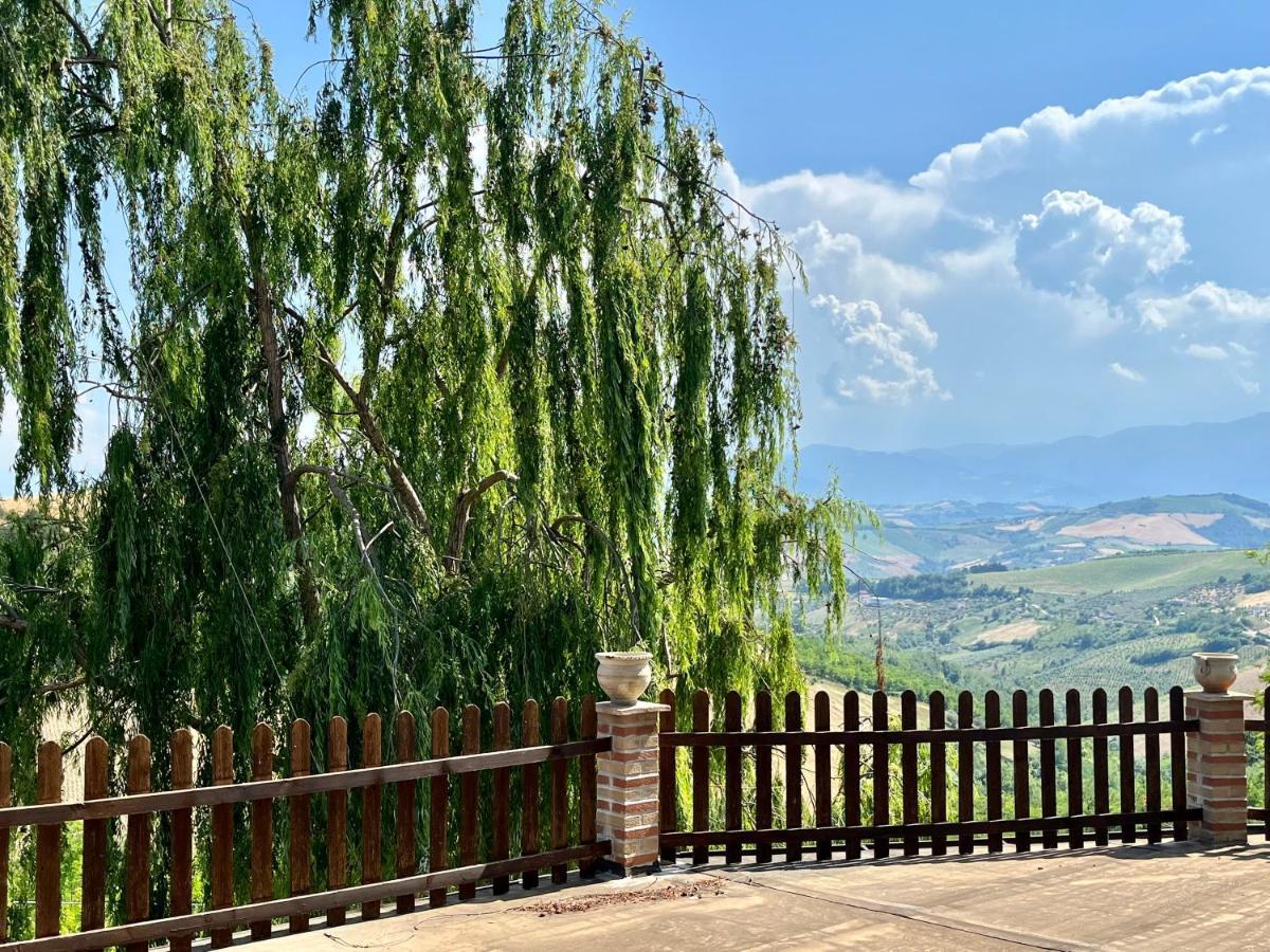 Villa Il Salice Castilenti Exterior foto